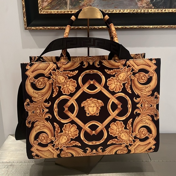 Versace Black and Gold Baroque Tote Bag - Picture 3 of 7